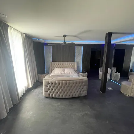 Spartement 3 Couette-café *